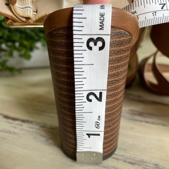 Brooks brothers vegan leather strap heel sandals Sz 81/2 - Picture 6 of 7